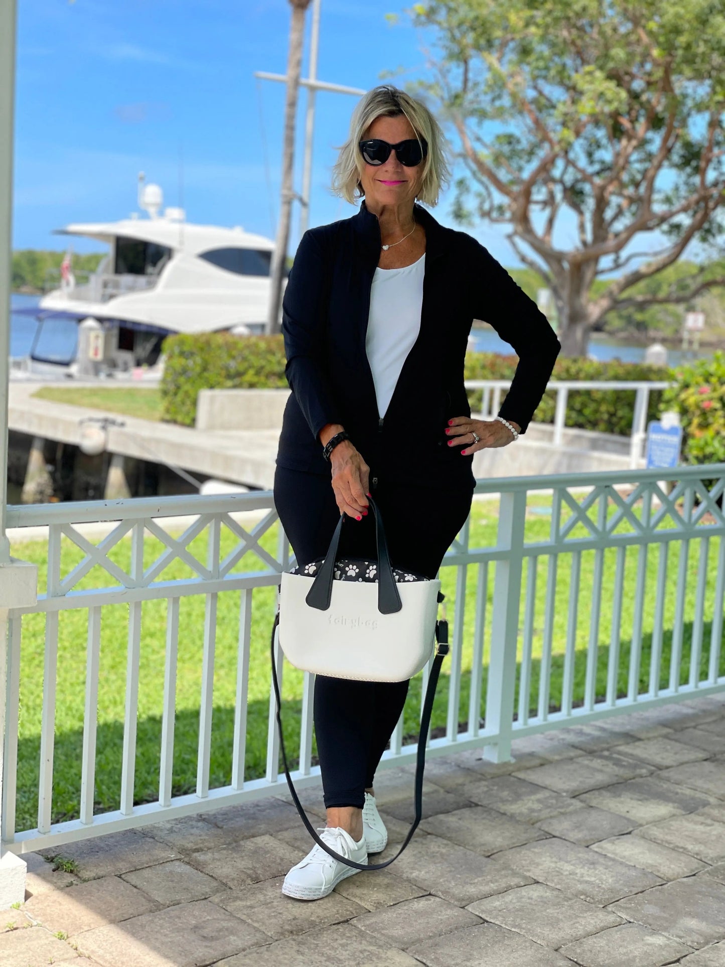 LULU-B BLACK LEGGINGS