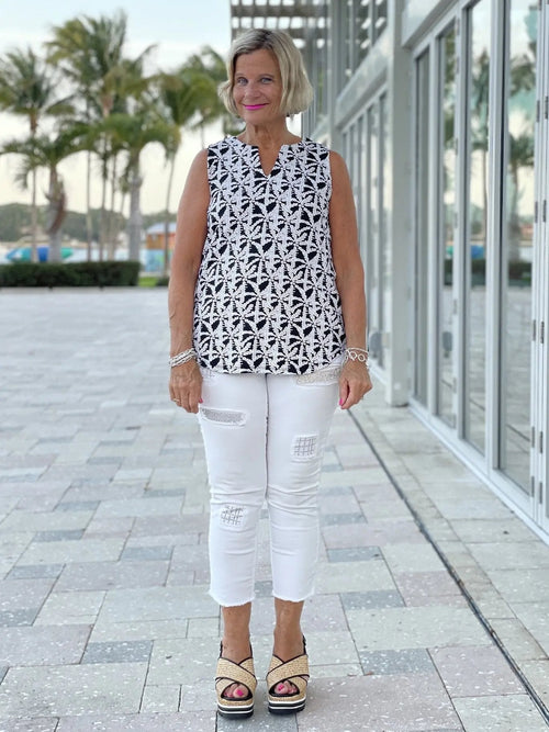 BLACK AND BEIGE SLEEVELESS TOP