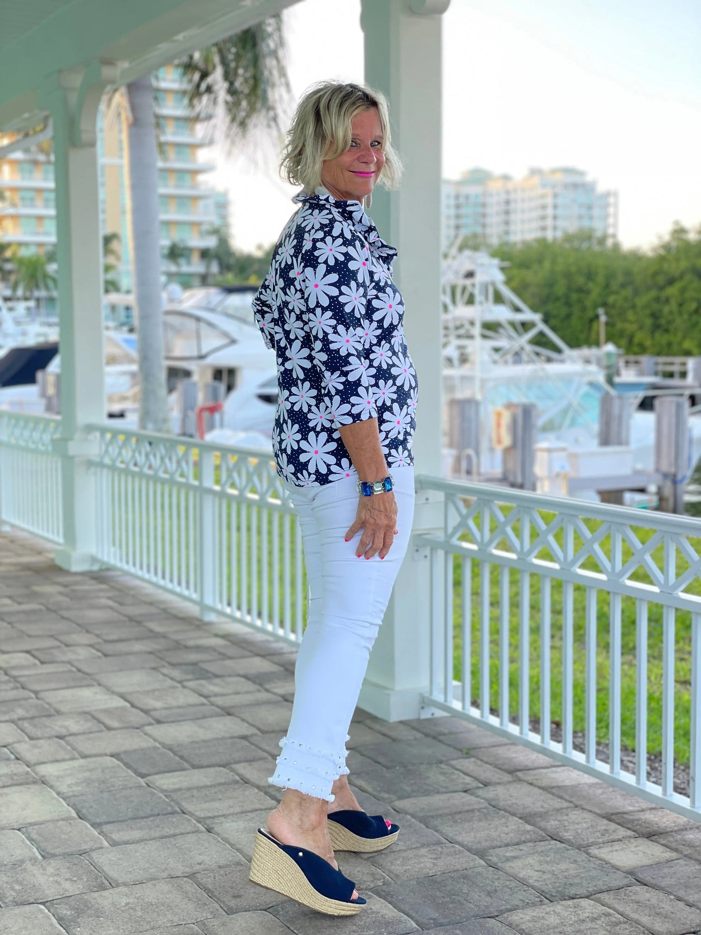 DAISY RUFFLE TOP