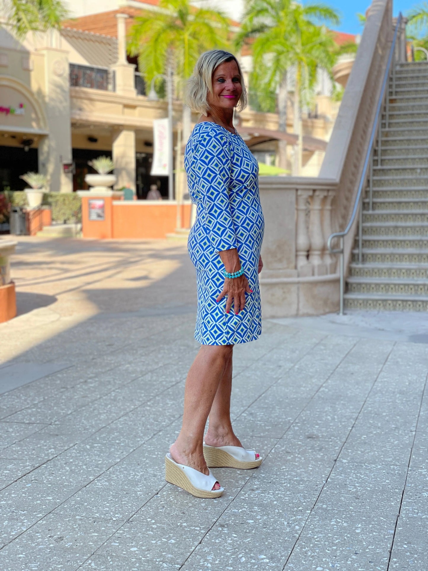 AQUA DIAMONDS SLEEVE DRESS