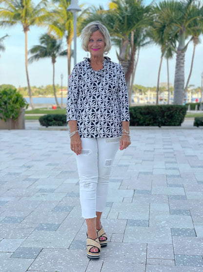 BLACK AND BEIGE 3/25 RUFFLE TOP