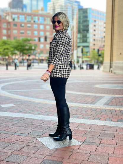 HOUNDSTOOTH RUFFLE TOP