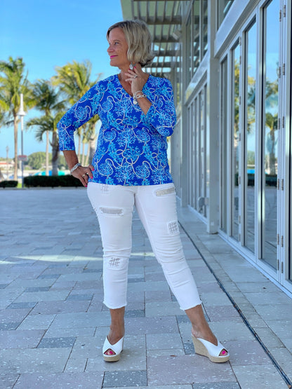 AQUA LANE V-NECK TOP
