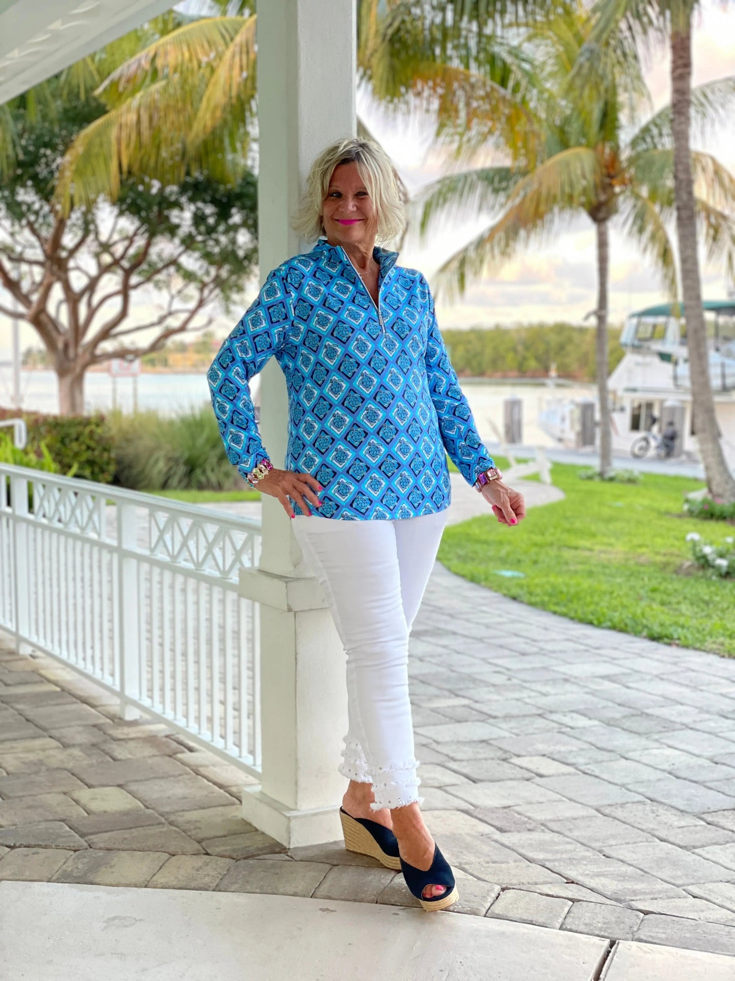 BAHAMA BLUE TURTLE HALF ZIPPER