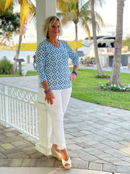 AQUA DIAMONDS V NECK