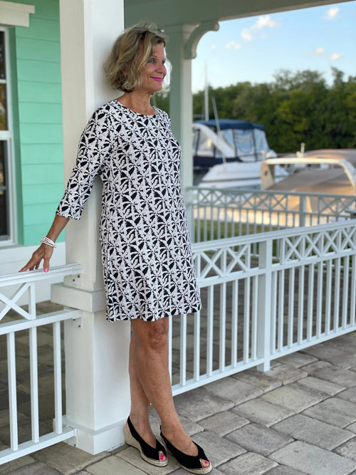 BLACK AND BEIGE SLEEVE DRESS