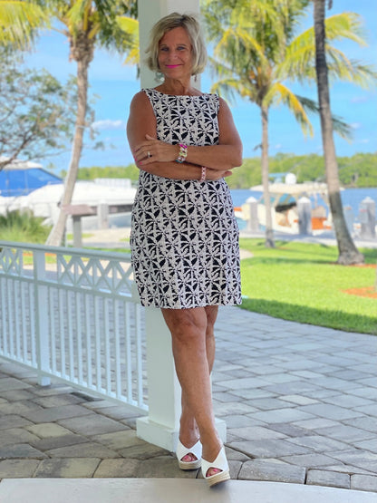 BLACK AND BEIGE SHIFT DRESS