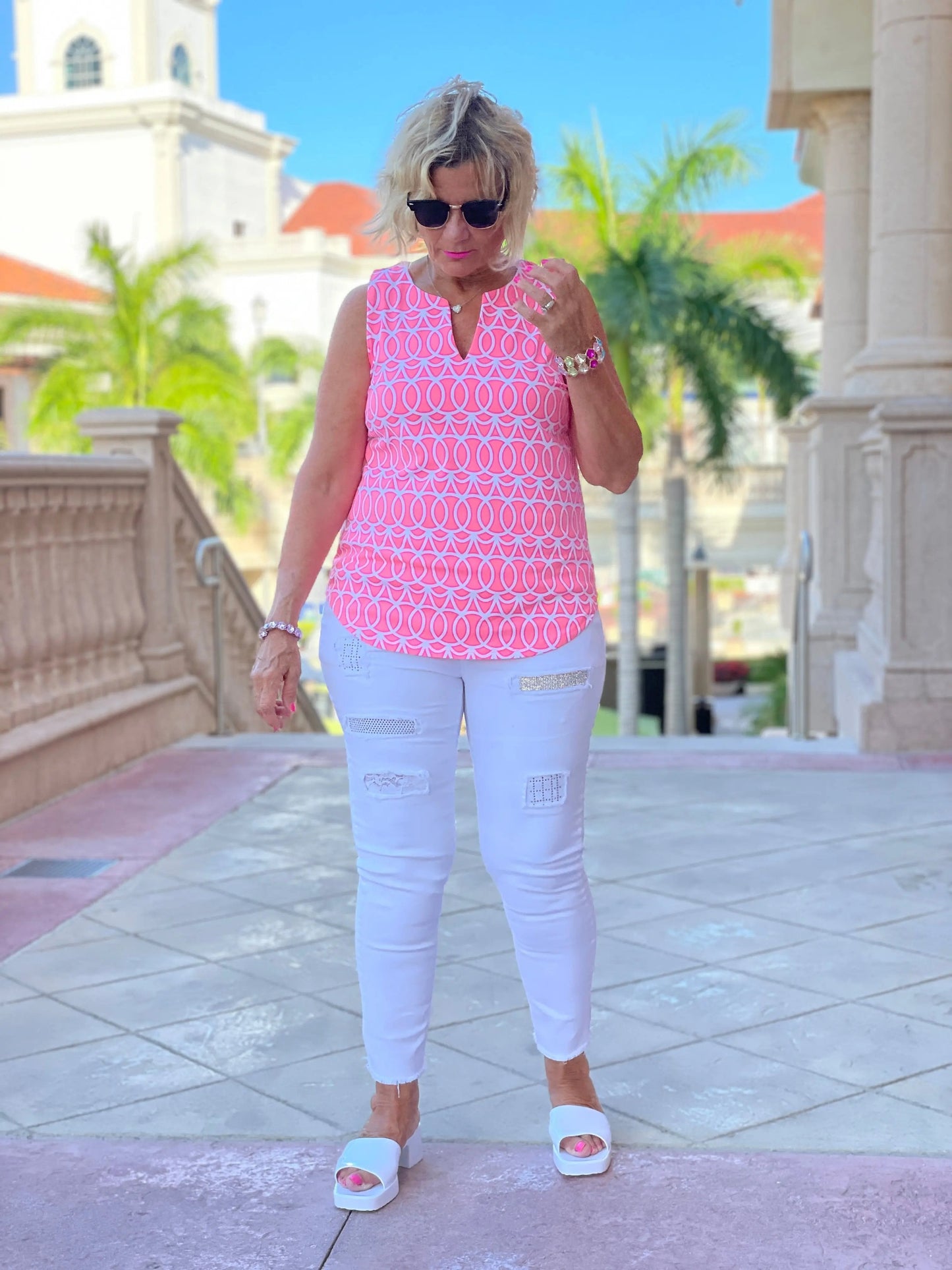 CANDY PINK SLEEVELESS V NECK