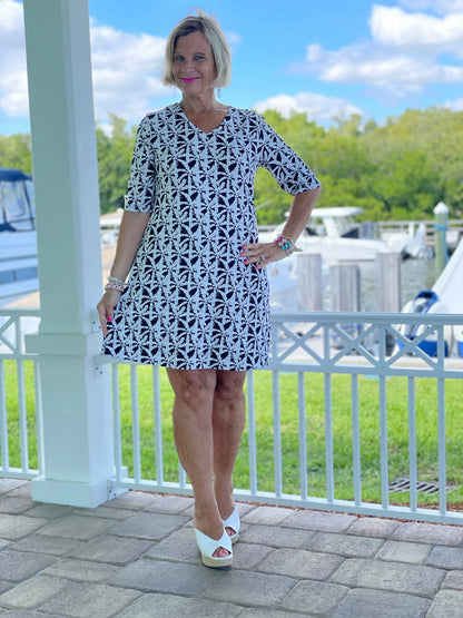 BLACK AND BEIGE ELBOW SLEEVE DRESS