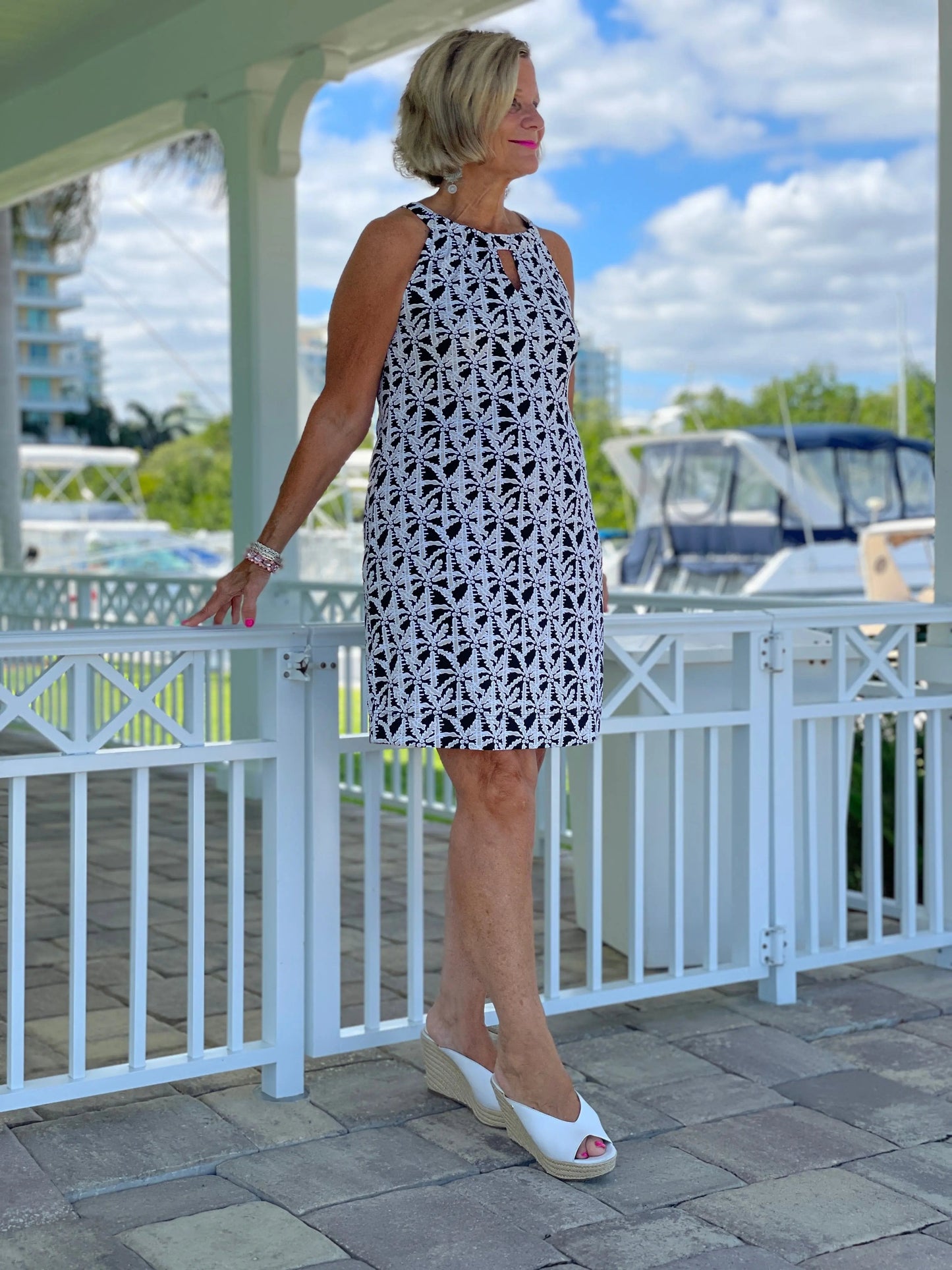 BLACK AND BEIGE ASYMMETRIC TOP