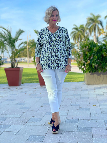 GREEN AND NAVY V-NECK TOP