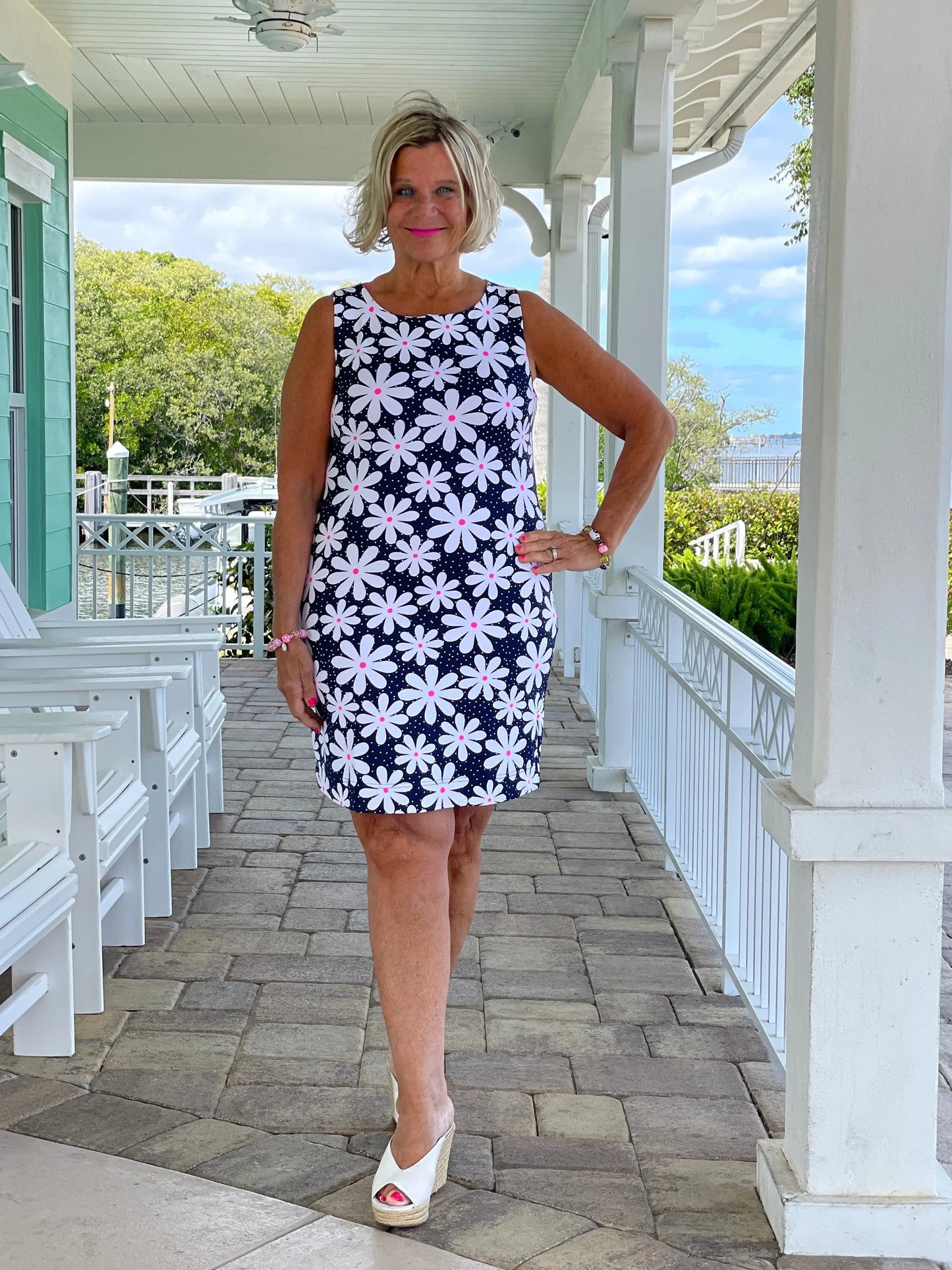 DAISY DAY SHIFT DRESS