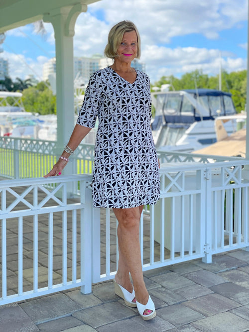 BLACK AND BEIGE ELBOW SLEEVE DRESS