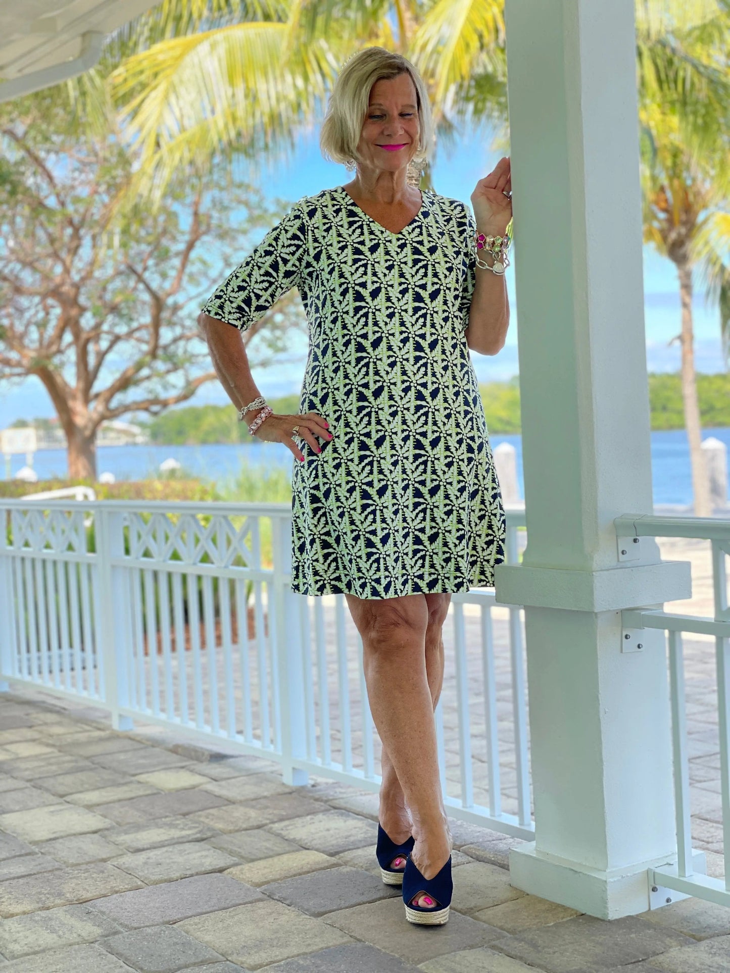 GREEN NAVY PALM ELBOW SLEEVE DRESS