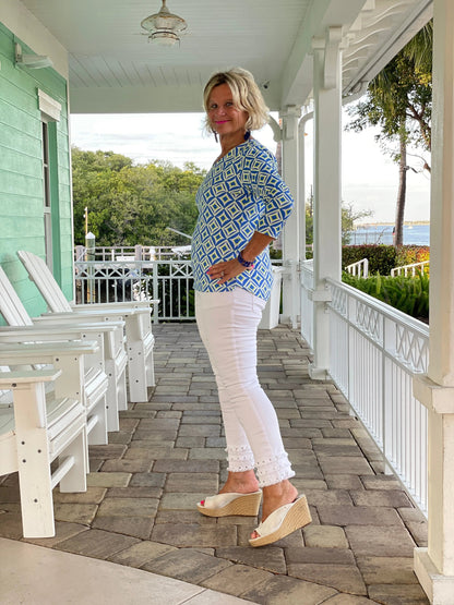 AQUA DIAMONDS V NECK