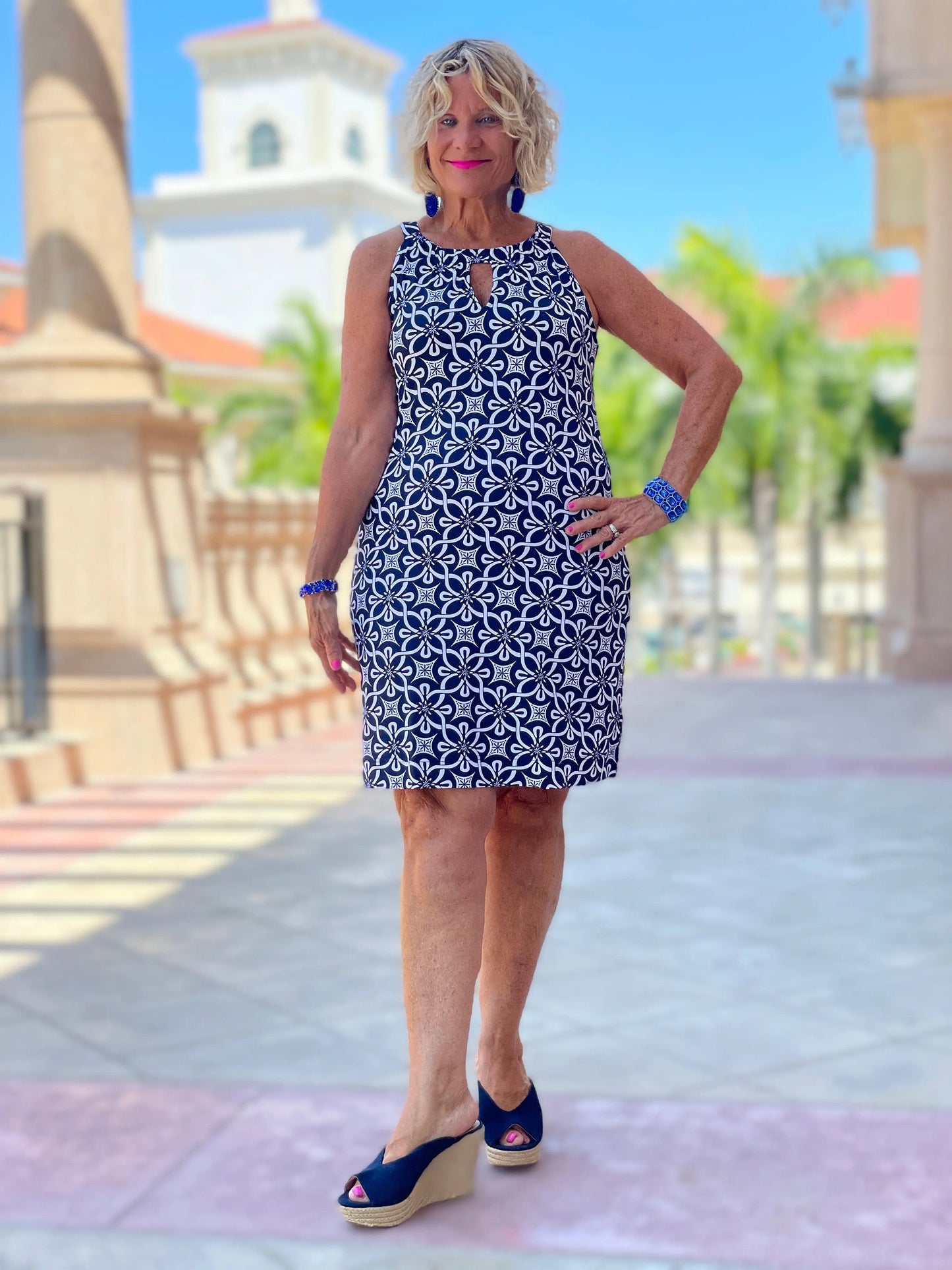 BRIGHTEN BLUE KEYHOLE DRESS