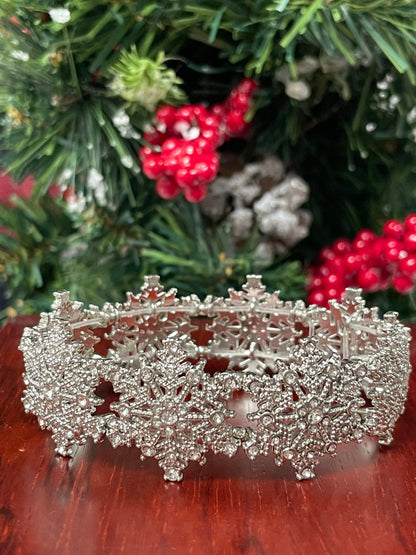 HOLIDAY BLING SNOWFLAKE BRACELET