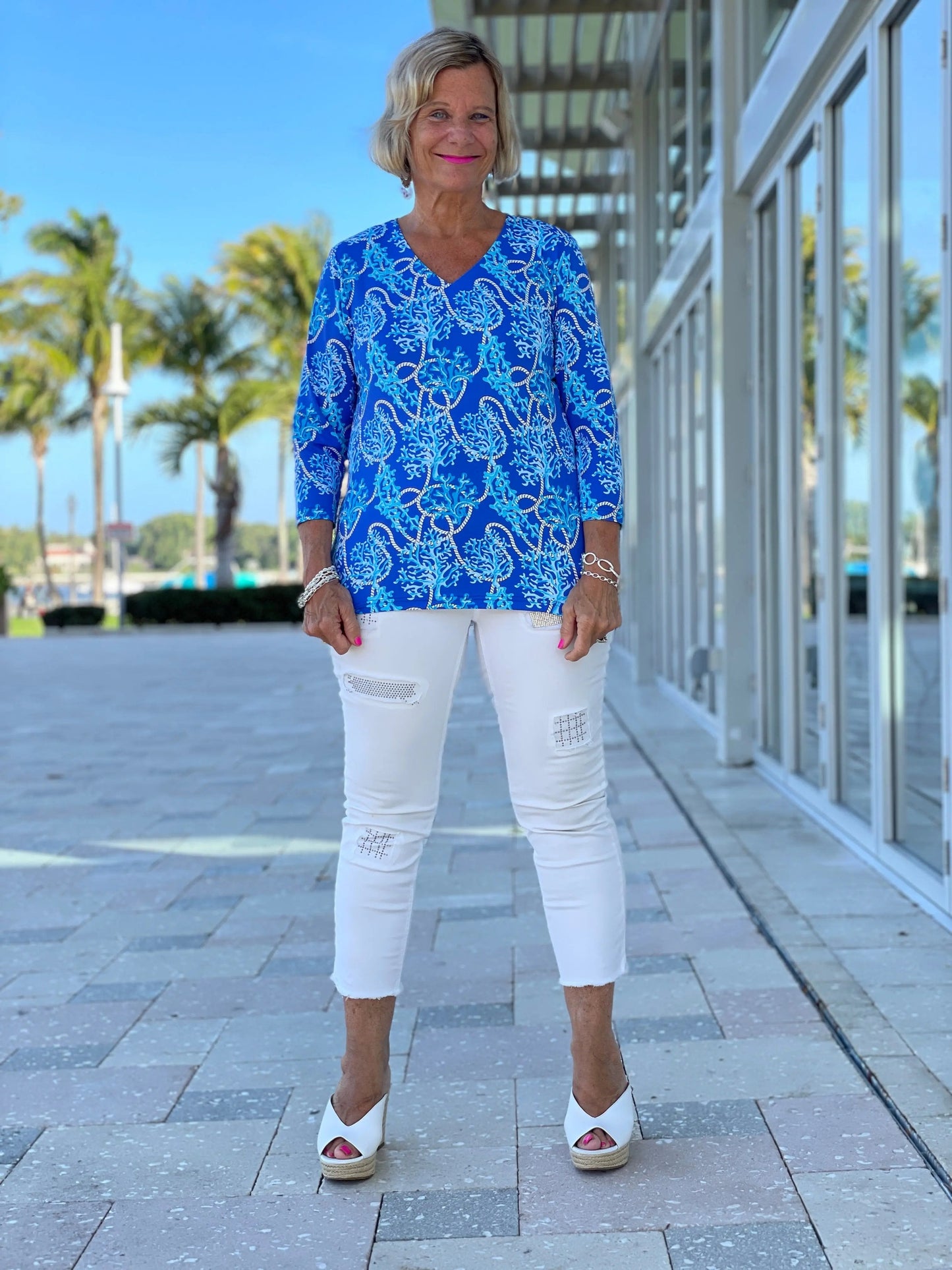 AQUA LANE V-NECK TOP