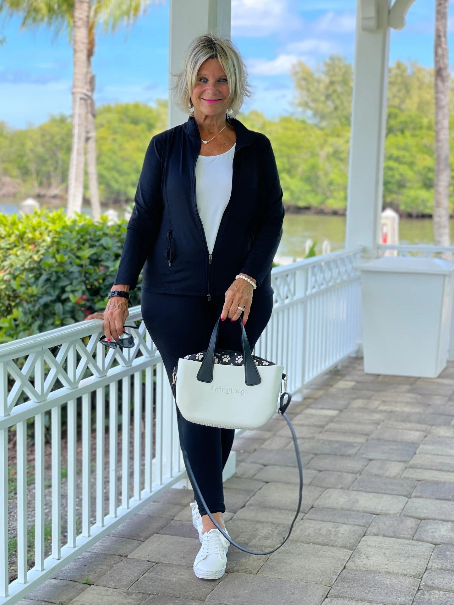 LULU-B BLACK LEGGINGS