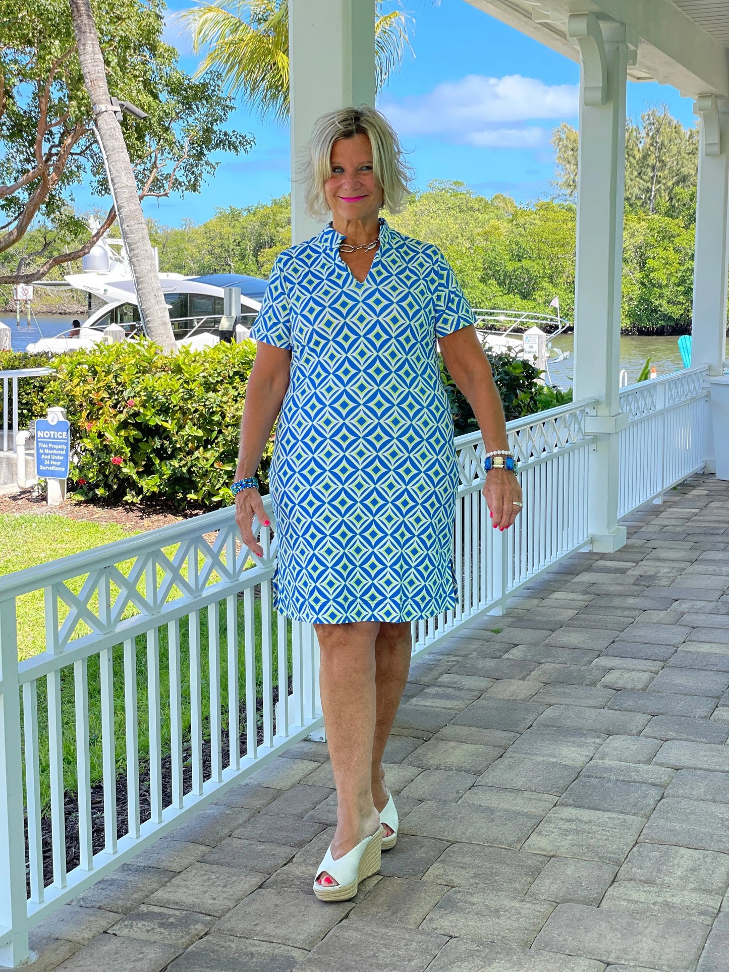 AQUA DIAMONDS SHORT SLEEVE DRESS