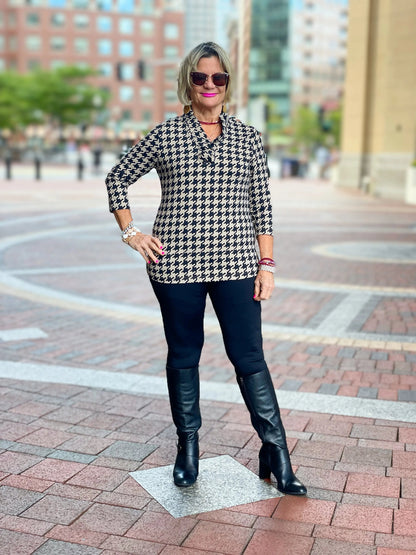 HOUNDSTOOTH RUFFLE TOP