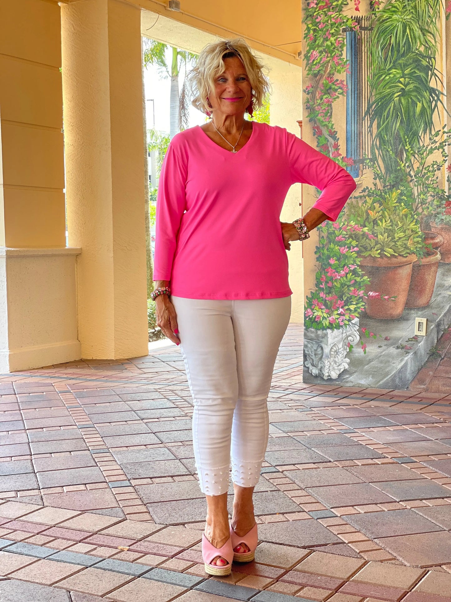 HOT PINK V NECK SLEEVE