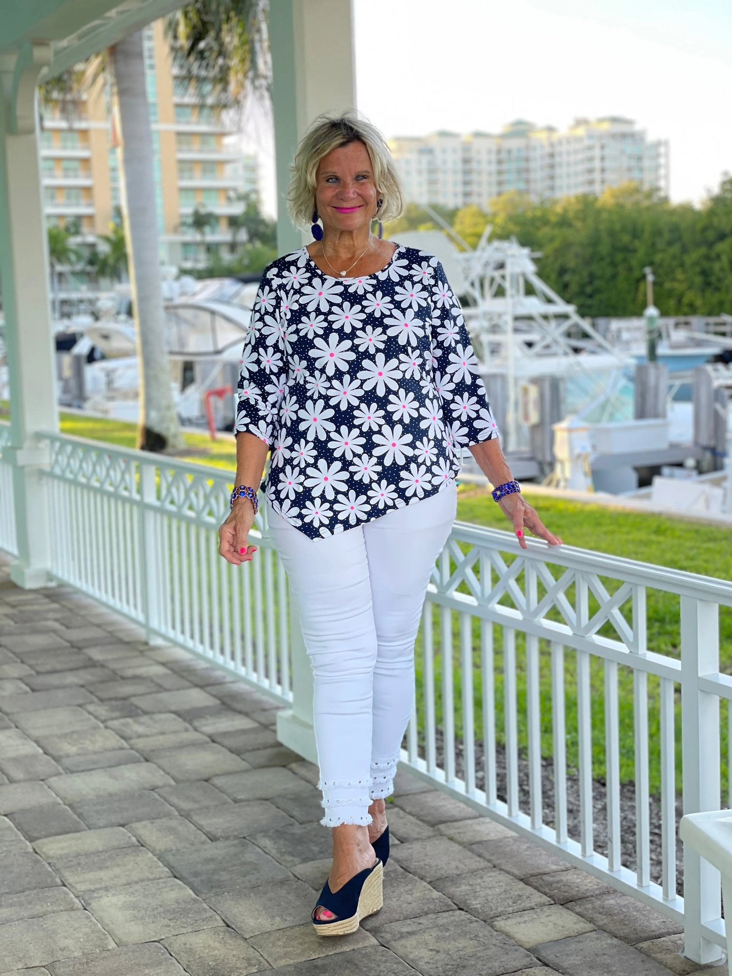 DAISY DAY ASYMMETRIC TOP