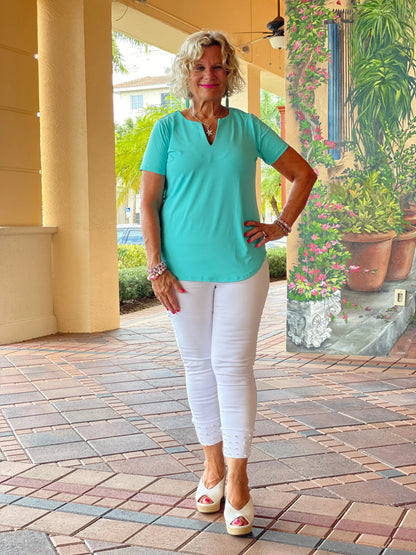 AQUA SHORT SLEEVE TOP