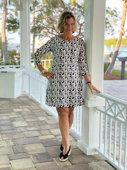 BLACK AND BEIGE SLEEVE DRESS