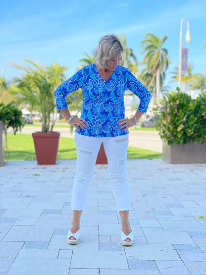 AQUA LANE V-NECK TOP