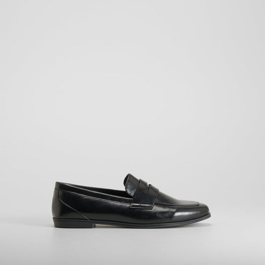 Mocasín clásico negro PICCOLA PIU