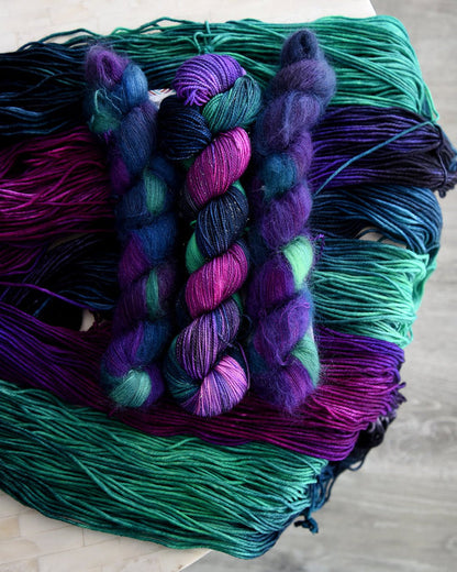 Destination Yarn Knitting Kit Northern Lights - Preorder