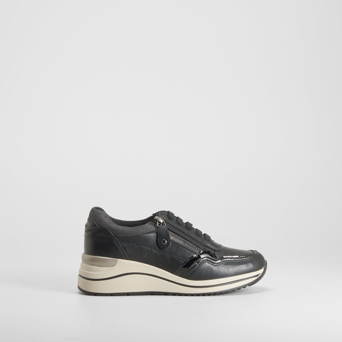 Sneaker cuña elástico negra COMFEET