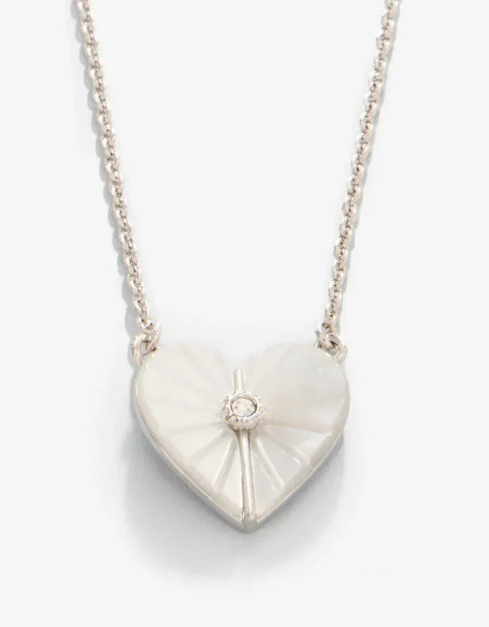 Spartina 449 Se La Vie Radiant/Mother of Pearl Heart Necklace Spartina 449 Radiant Mother of Pearl Heart Necklace | Gift Necklaces