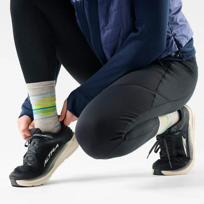 Women's Run Cold Weather Targeted Cushion Glow Track Crew Socks